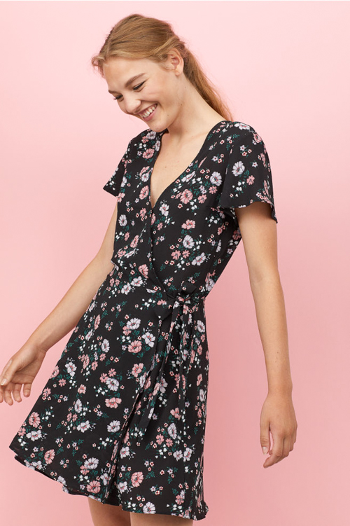 Wickelkleid mit Blumen H&M